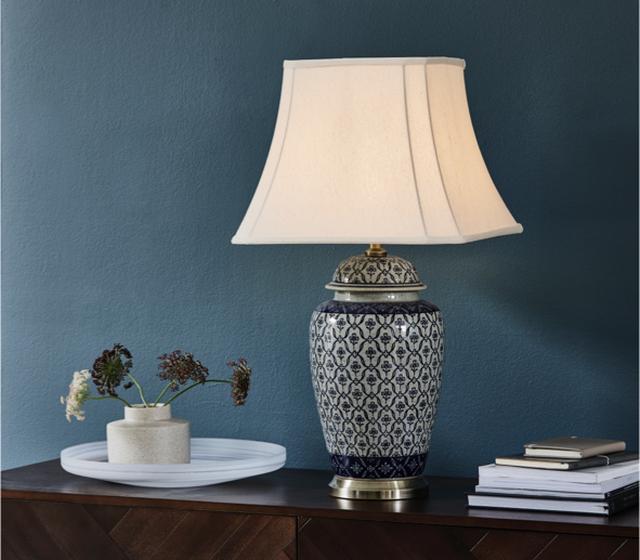 5 ways to create a relaxing bedroom 3